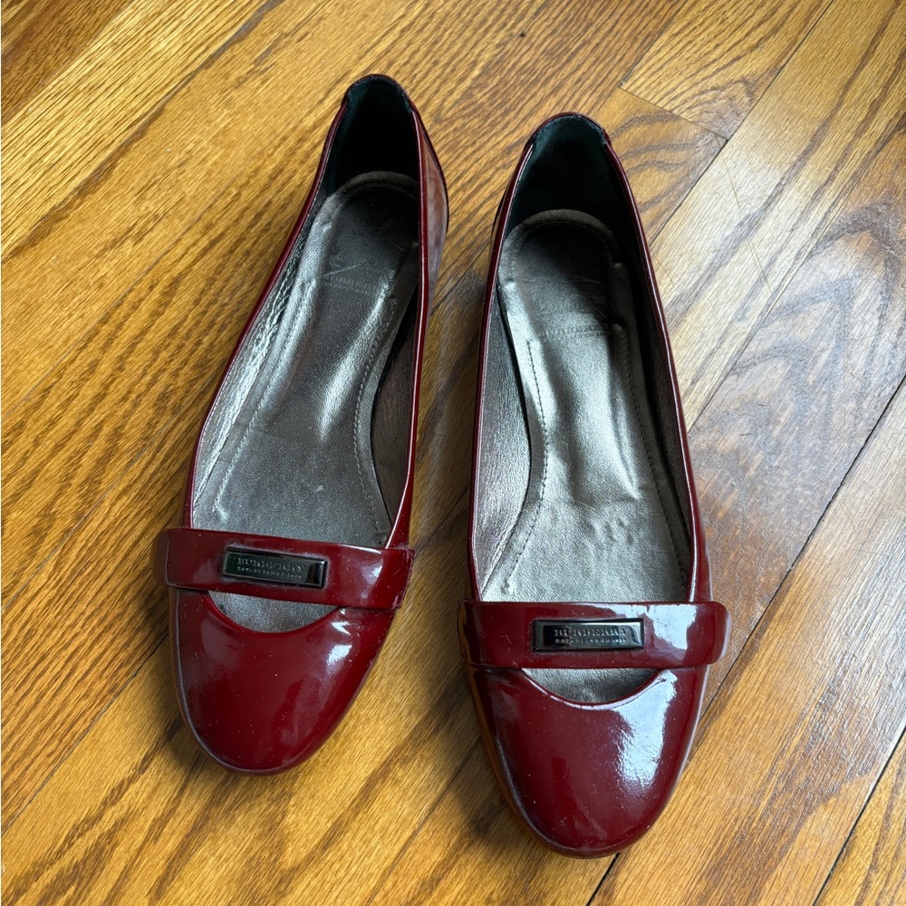 Burberry ballet flats